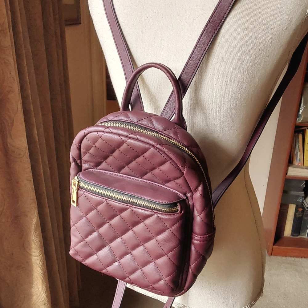 🌺 NEW Mini Backpack Purse